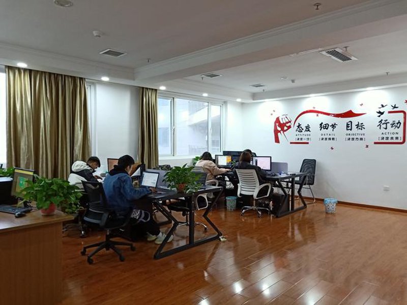 企业信息咨询：掌握行业动态的关键助手